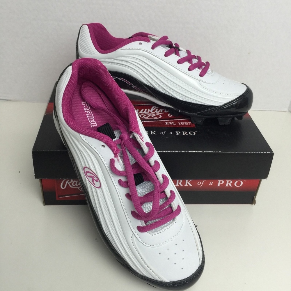 Rawlings girls softball cleats size 5.5